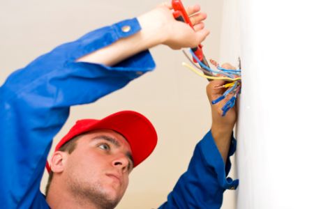 Benefits Of Choosing A General Contractor For Home Repairs